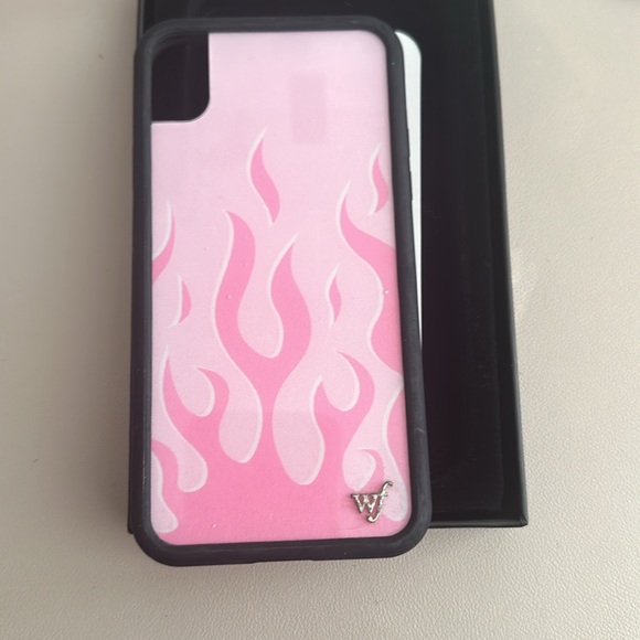 4 Wildflower IPhone XR cases. (Message to buy just specific one(s) or comment). - Picture 7 of 14